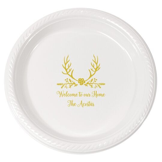 Pine Berry Antlers Plastic Plates